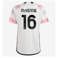 Moški Nogometni dresi Juventus Weston McKennie #16 Gostujoči 2023-24 Kratek Rokav